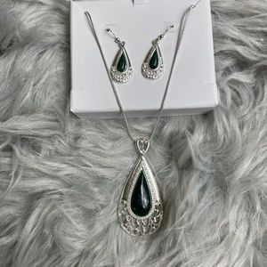 Teardrop Jewelry Set, NWOT